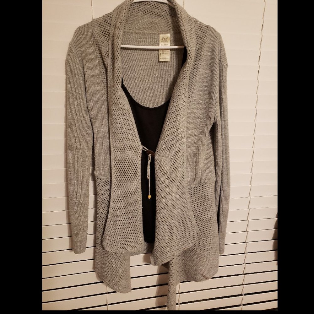 Grey Open Knit Cardigan & Black Cami Top Medium
